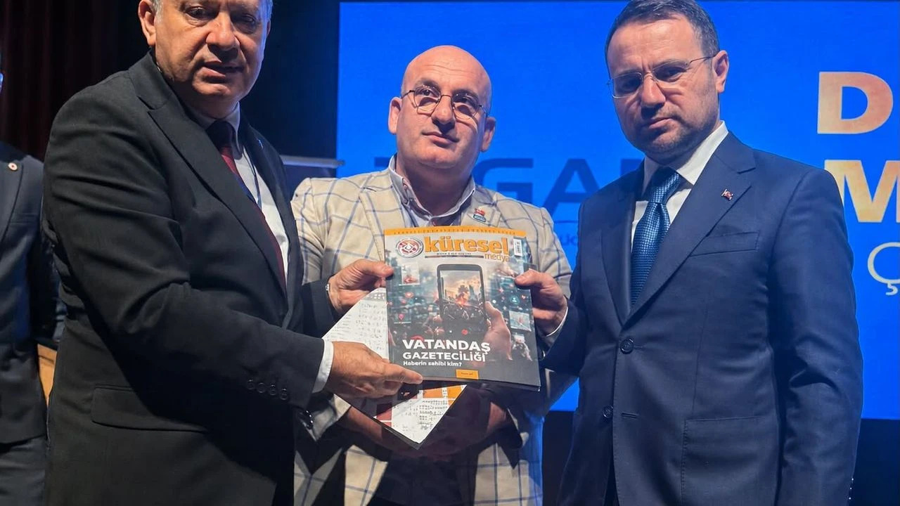 Dim, gazetecilik yasası taslağını Bakan Gürlek'e sundu